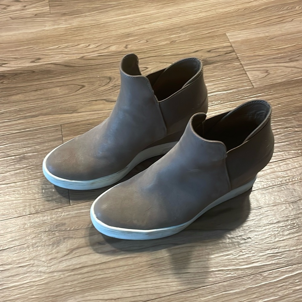 Wedge booties